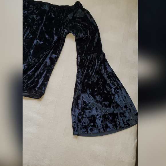 Velvet blouse - Picture 7 of 8